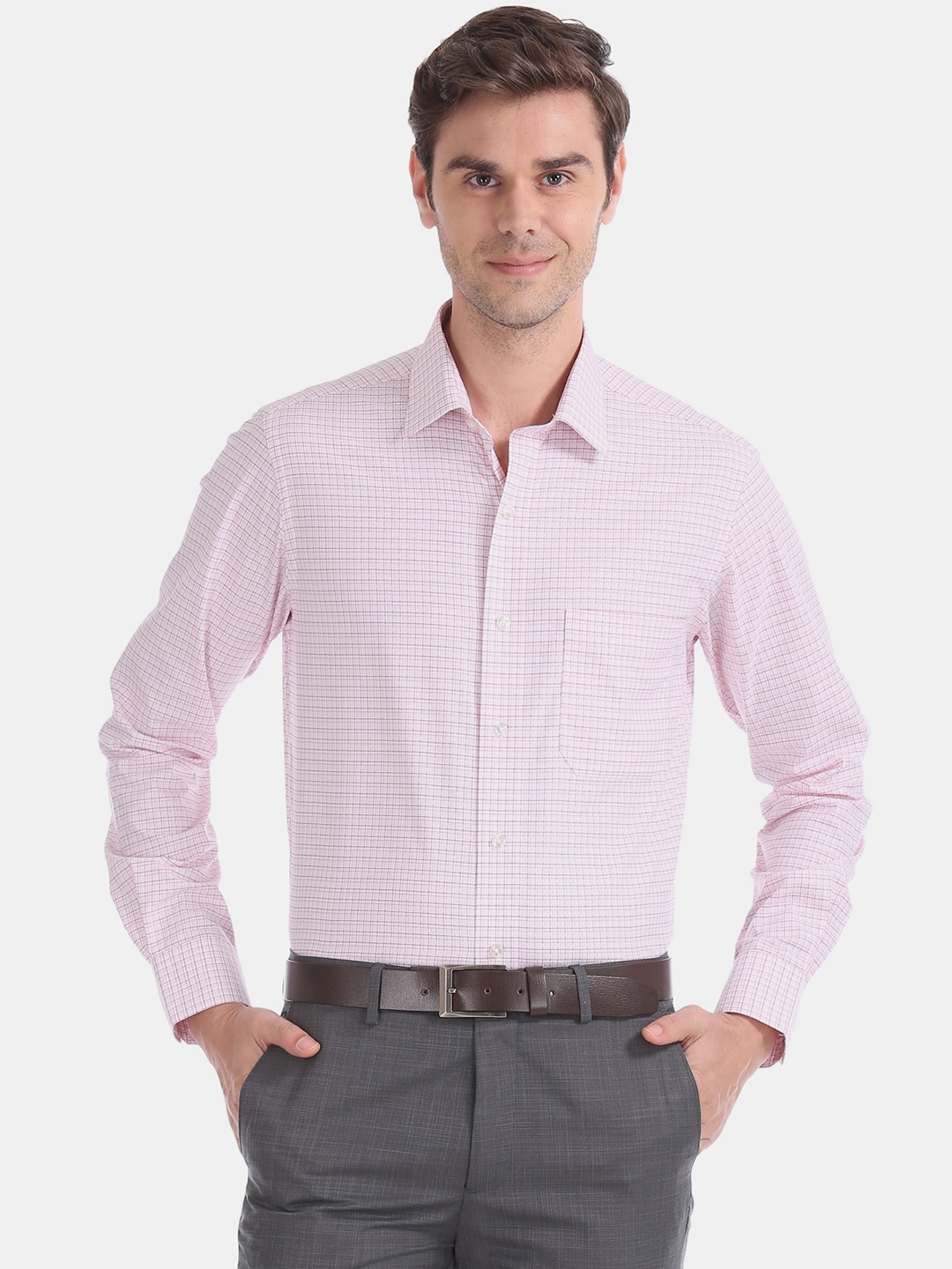

Arrow Men Pink Regular Fit Checked Formal Shirt