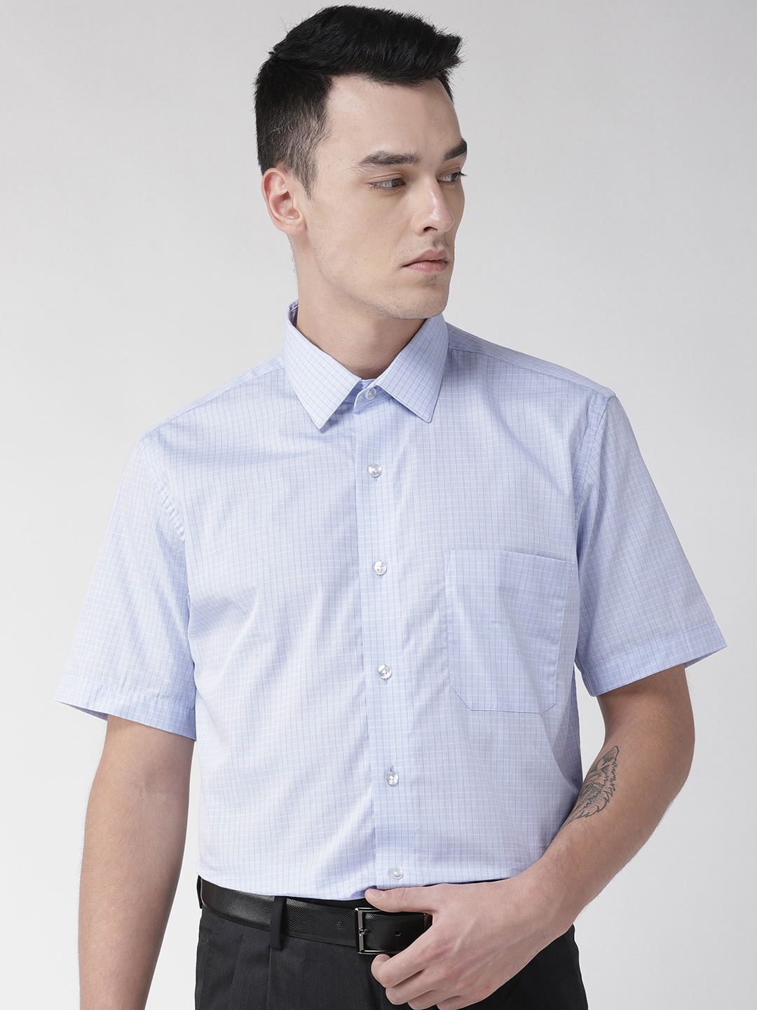 

Arrow Men Blue & White Regular Fit Checked Formal Shirt