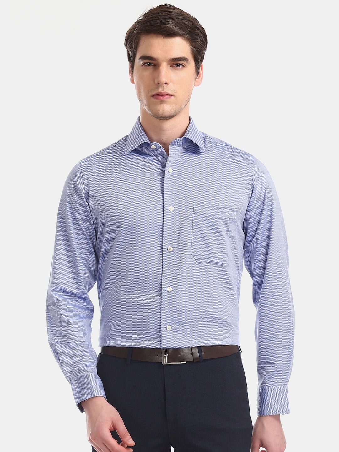 

Arrow Men Blue Regular Fit Self Design Formal Shirt