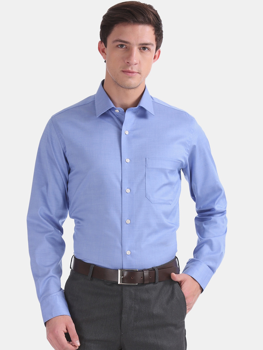 

Arrow Men Blue Solid Formal Shirt