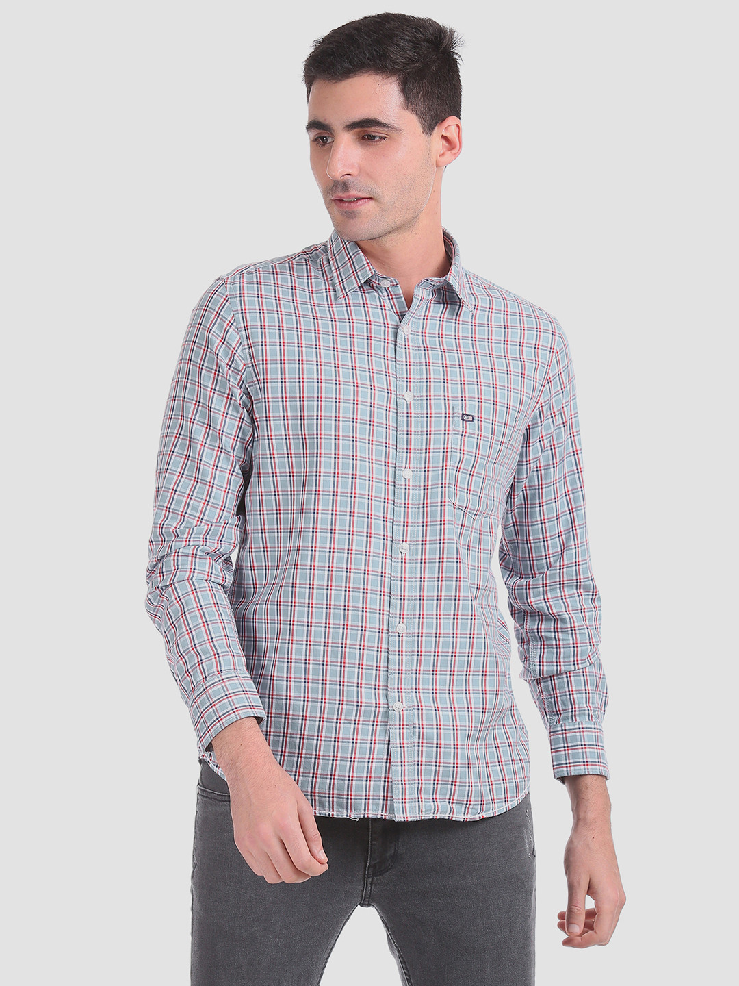 

Arrow Sport Men Grey & Red Slim Fit Checked Casual Shirt