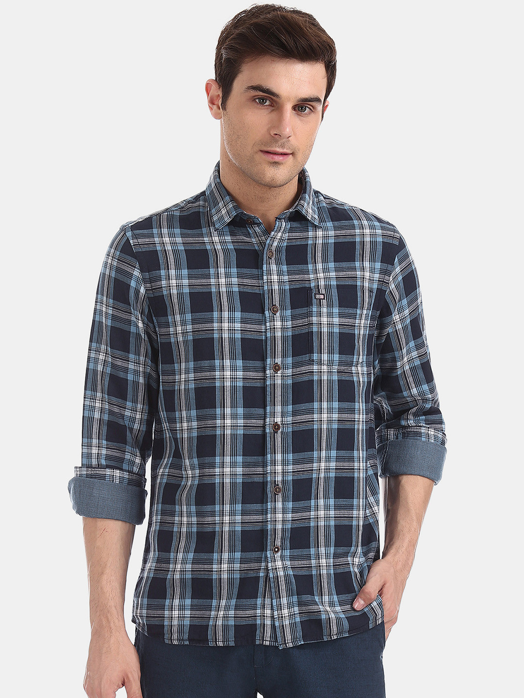 

Arrow Sport Men Navy Blue & Off-White Slim Fit Checked Casual Shirt