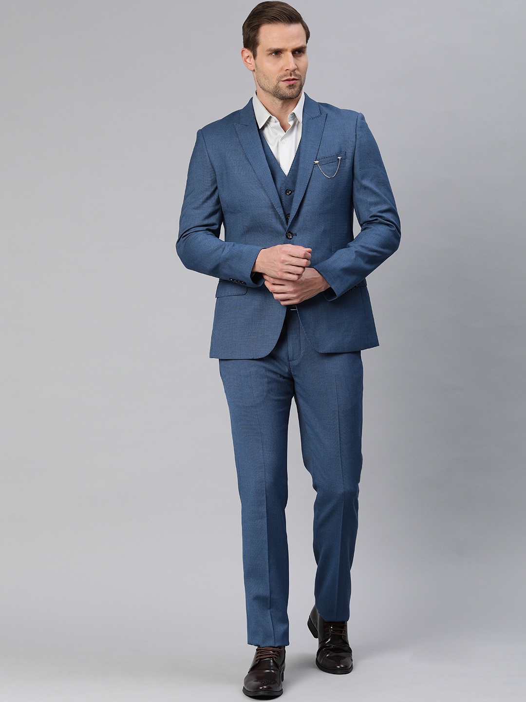 

Arrow Men Blue Solid Single-Breasted Formal Three-Piece Suit
