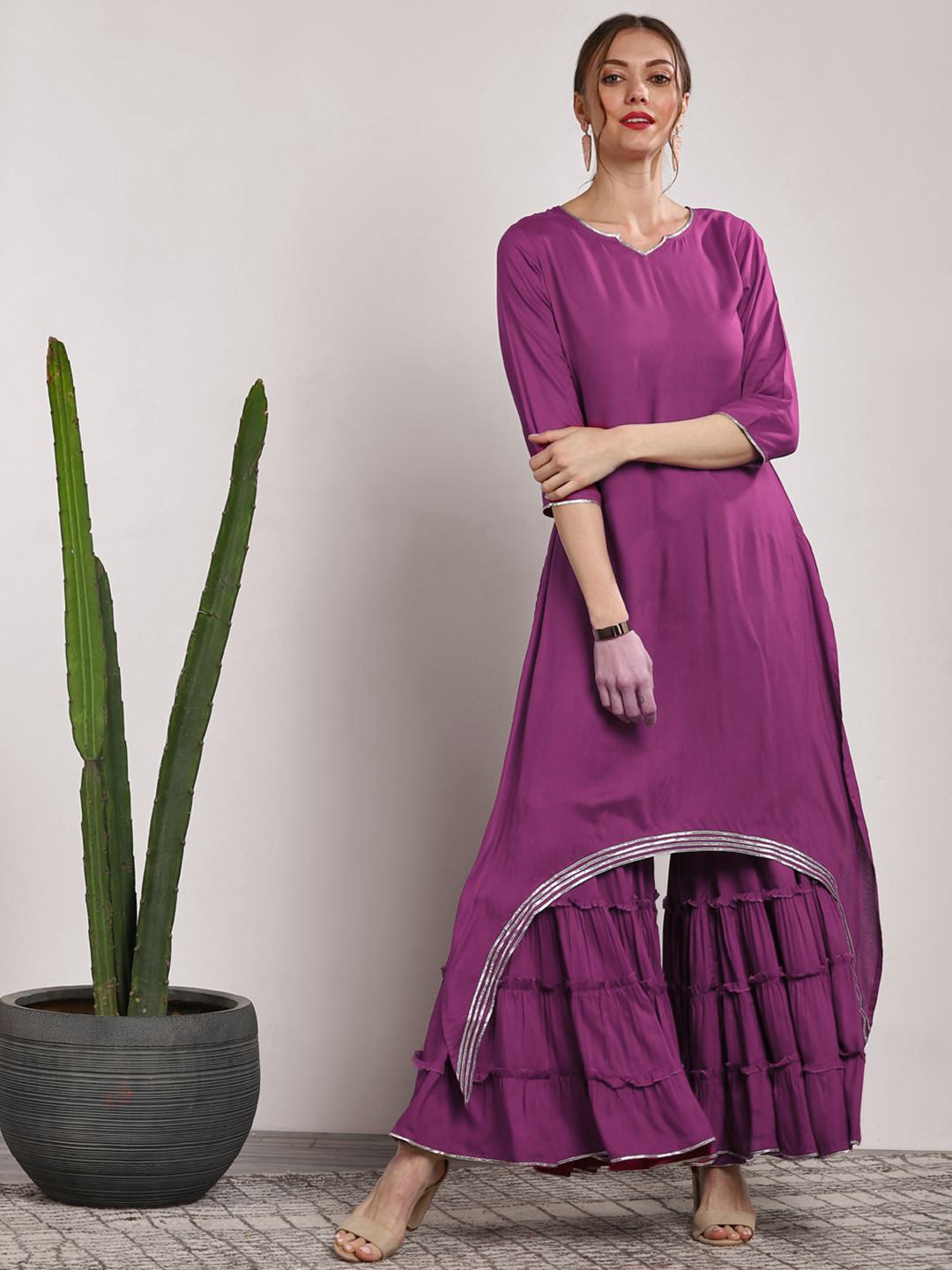 

Sangria Women Purple Solid Kurta with Sharara
