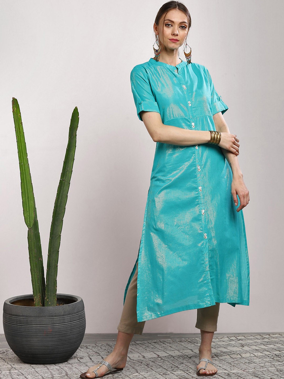 

Sangria Women Turquoise Blue Solid Straight Kurta