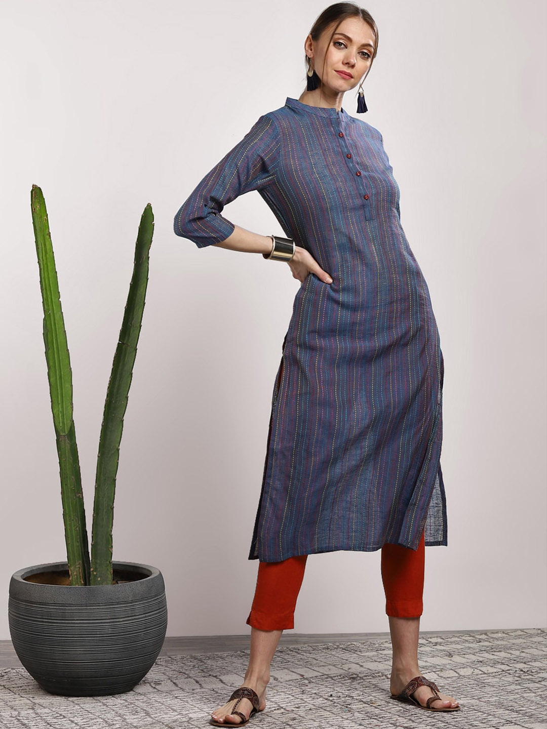 

Sangria Women Blue Striped Straight Kurta