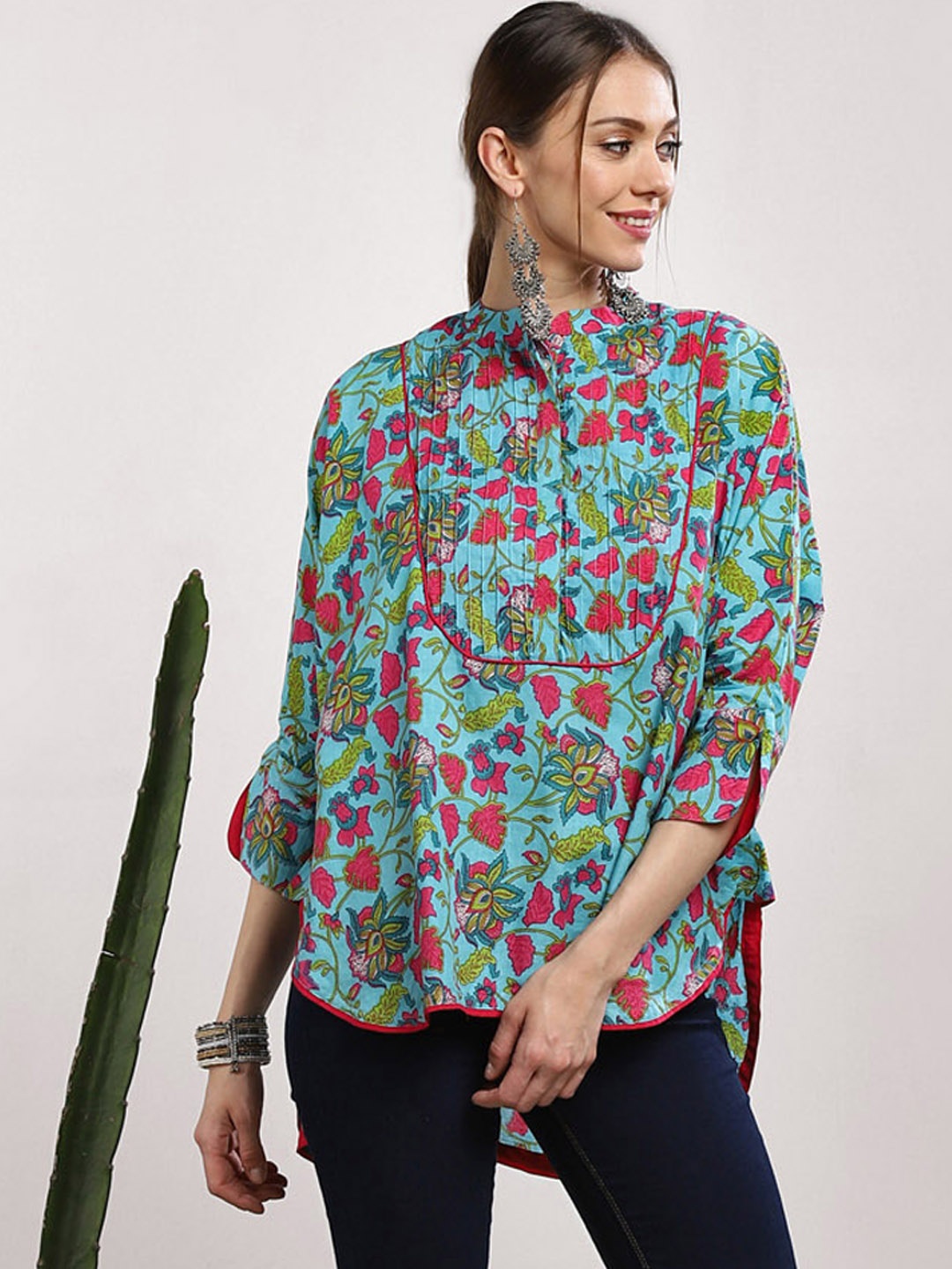

Sangria Women Multicoloured Printed High-Low Pure Cotton Top, Multi