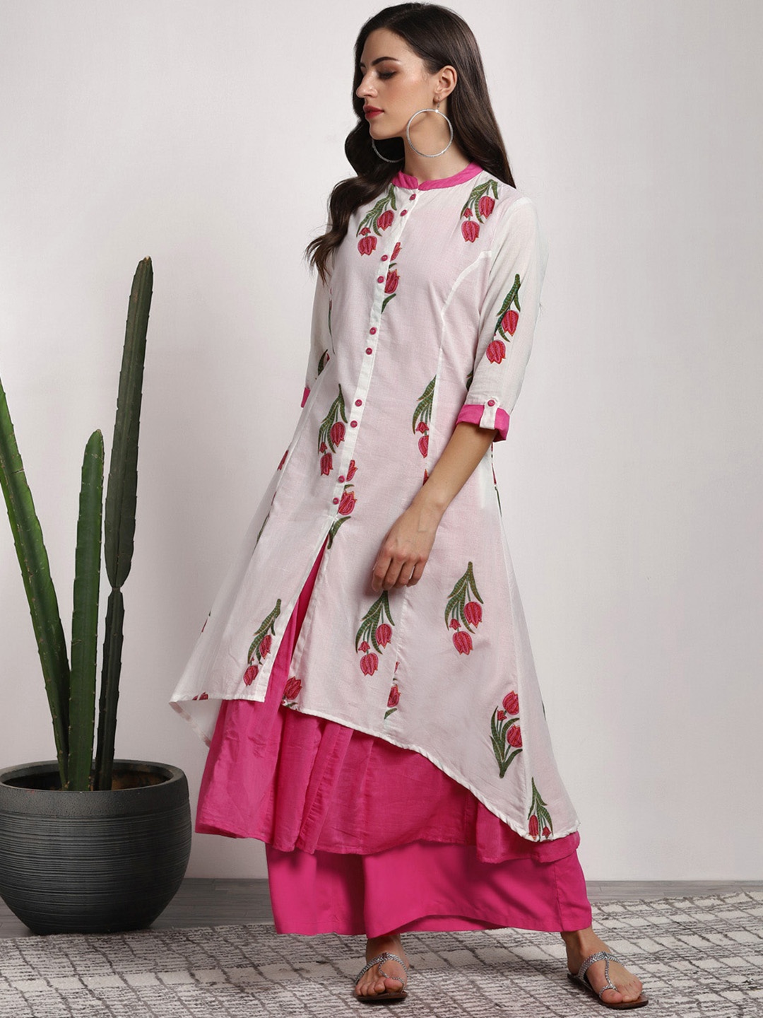 

Sangria Women White & Pink Printed A-Line Kurta