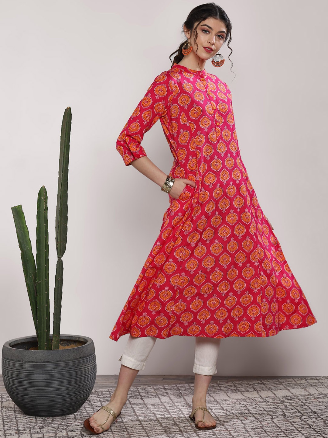 

Sangria Women Fuchsia Printed A-Line Kurta