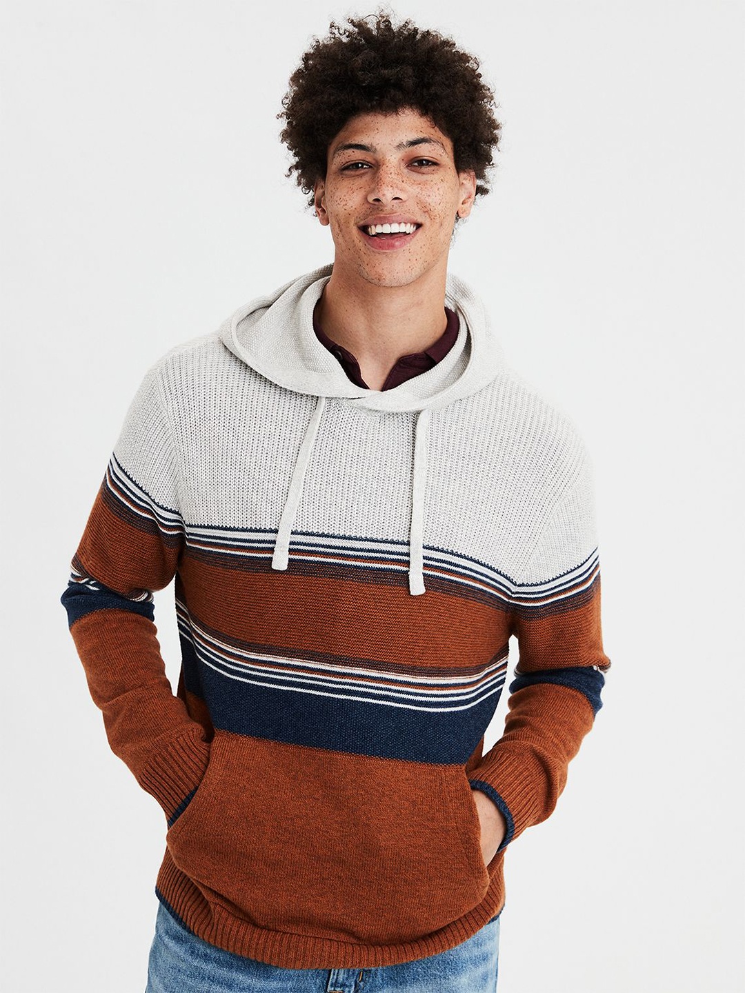 

AMERICAN EAGLE OUTFITTERS Men Grey & Brown Colourblocked Hooded Pullover