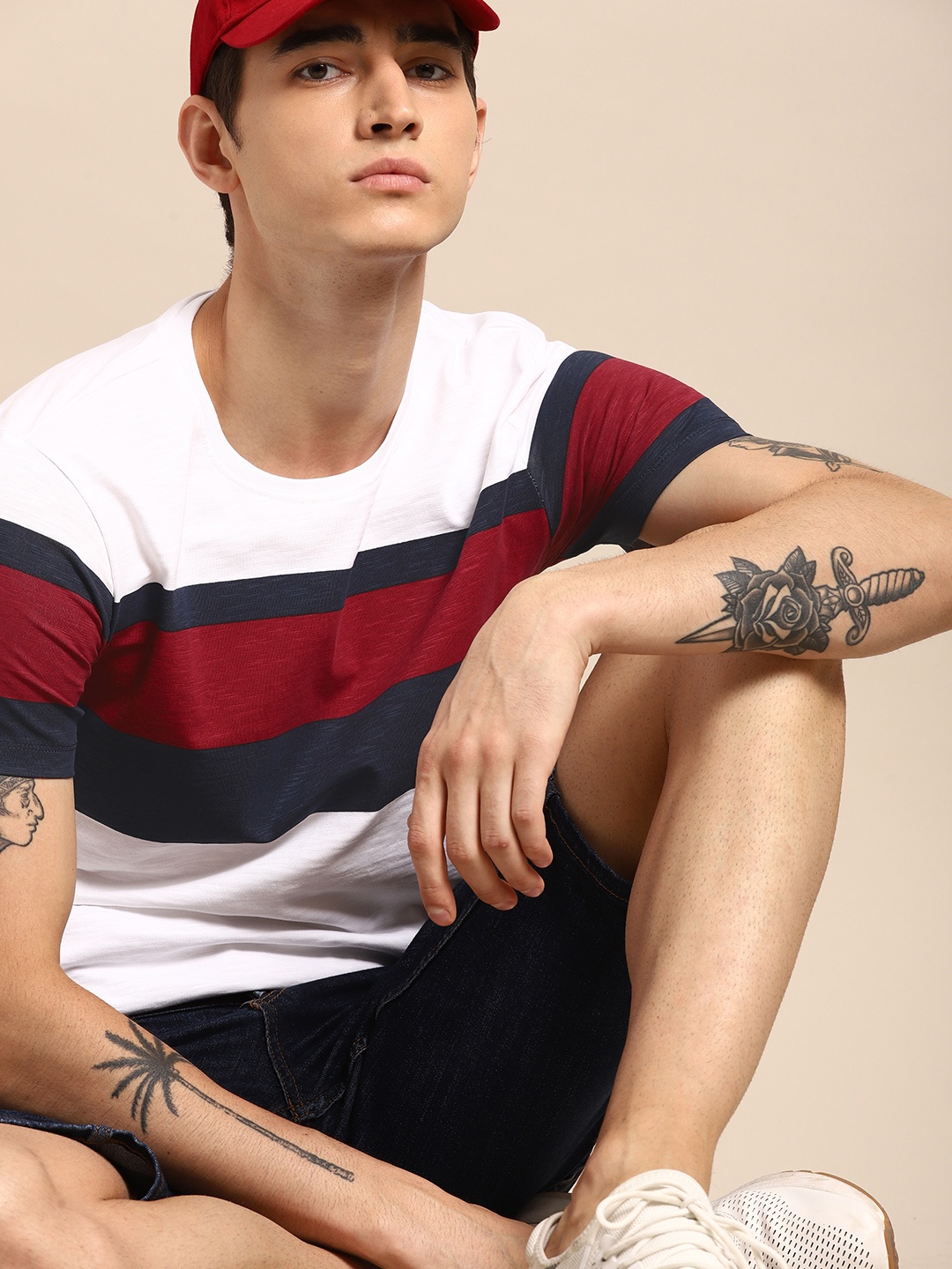 

ether Men White & Red Striped T-shirt