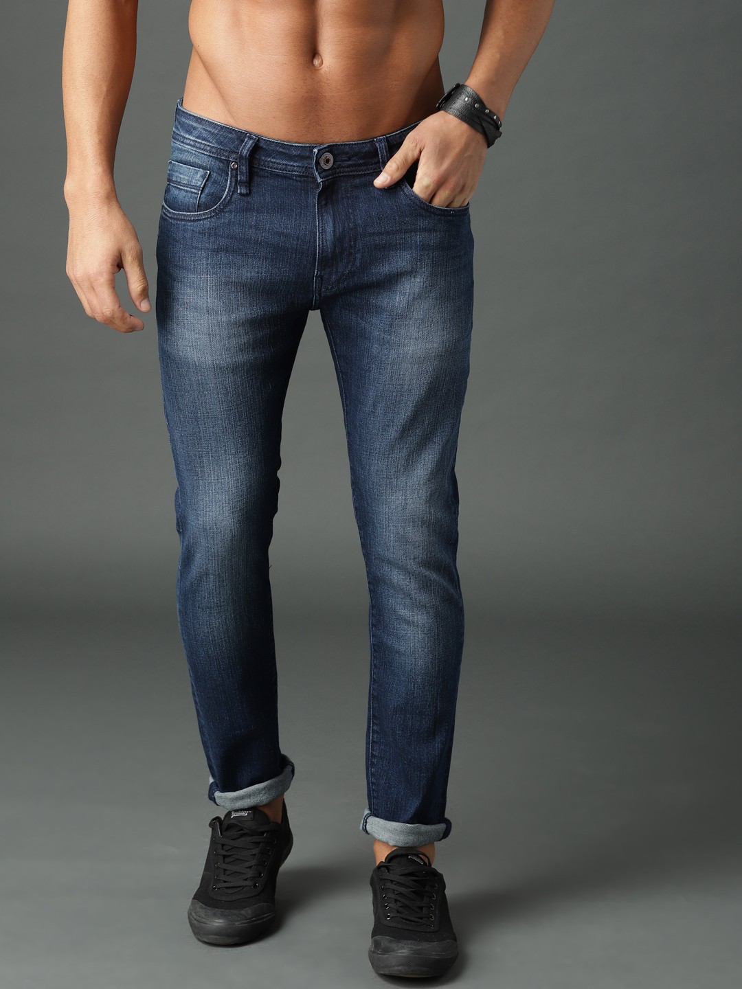 

Roadster Men Blue Skinny Fit Mid-Rise Clean Look Stretchable Jeans