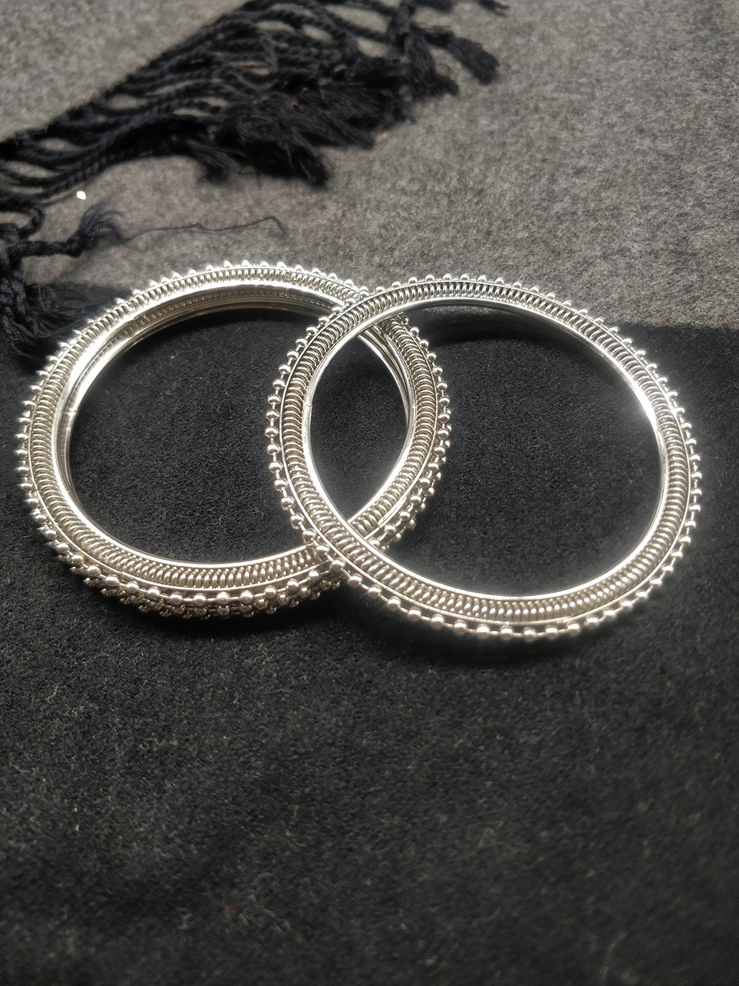 

Fida Set Of 4 Silver-Toned Embellished Bangles