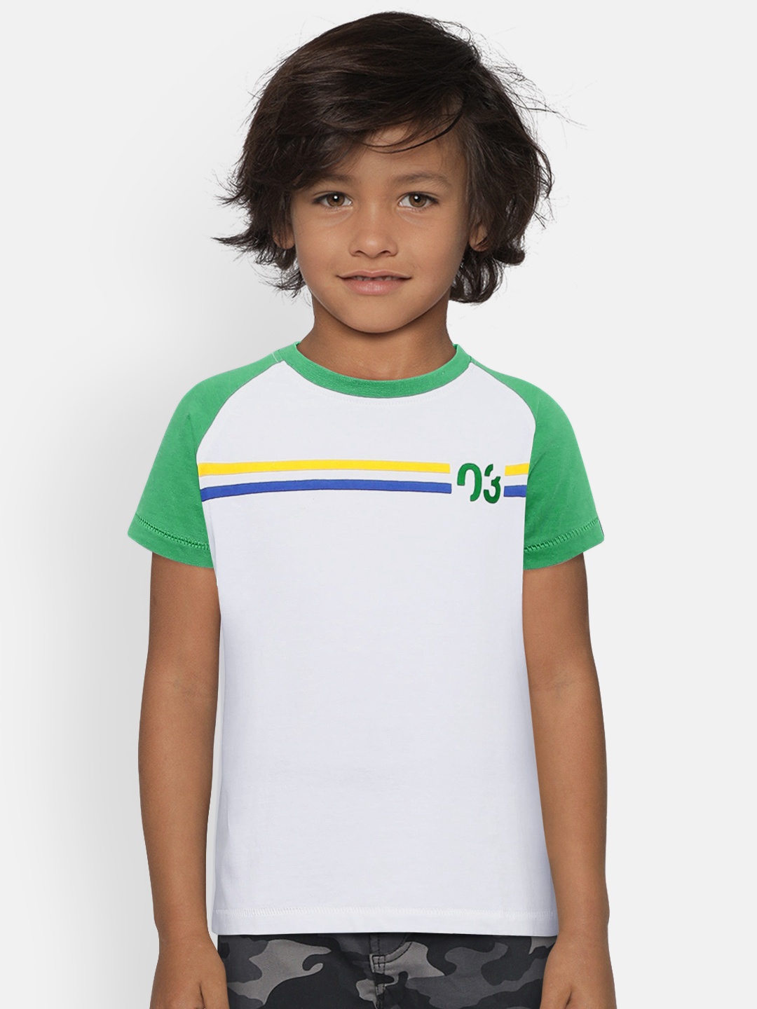 

Pepe Jeans Boys Green & White Solid Round Neck T-shirt