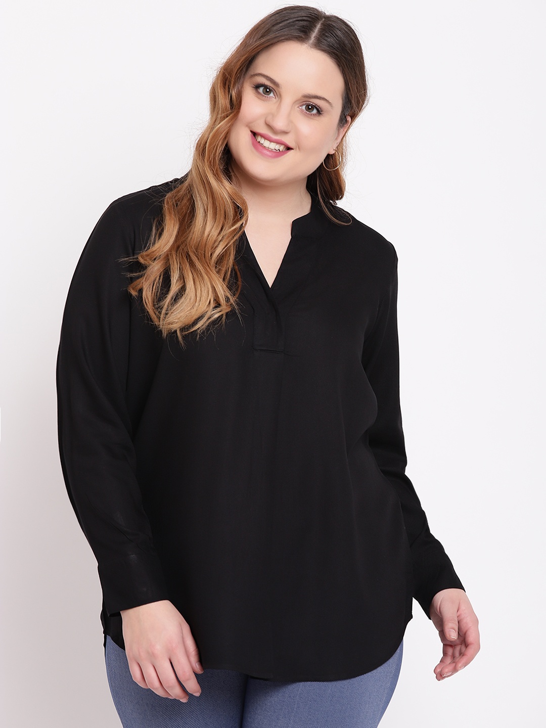 

The Pink Moon Plus Size Women Black Solid Top