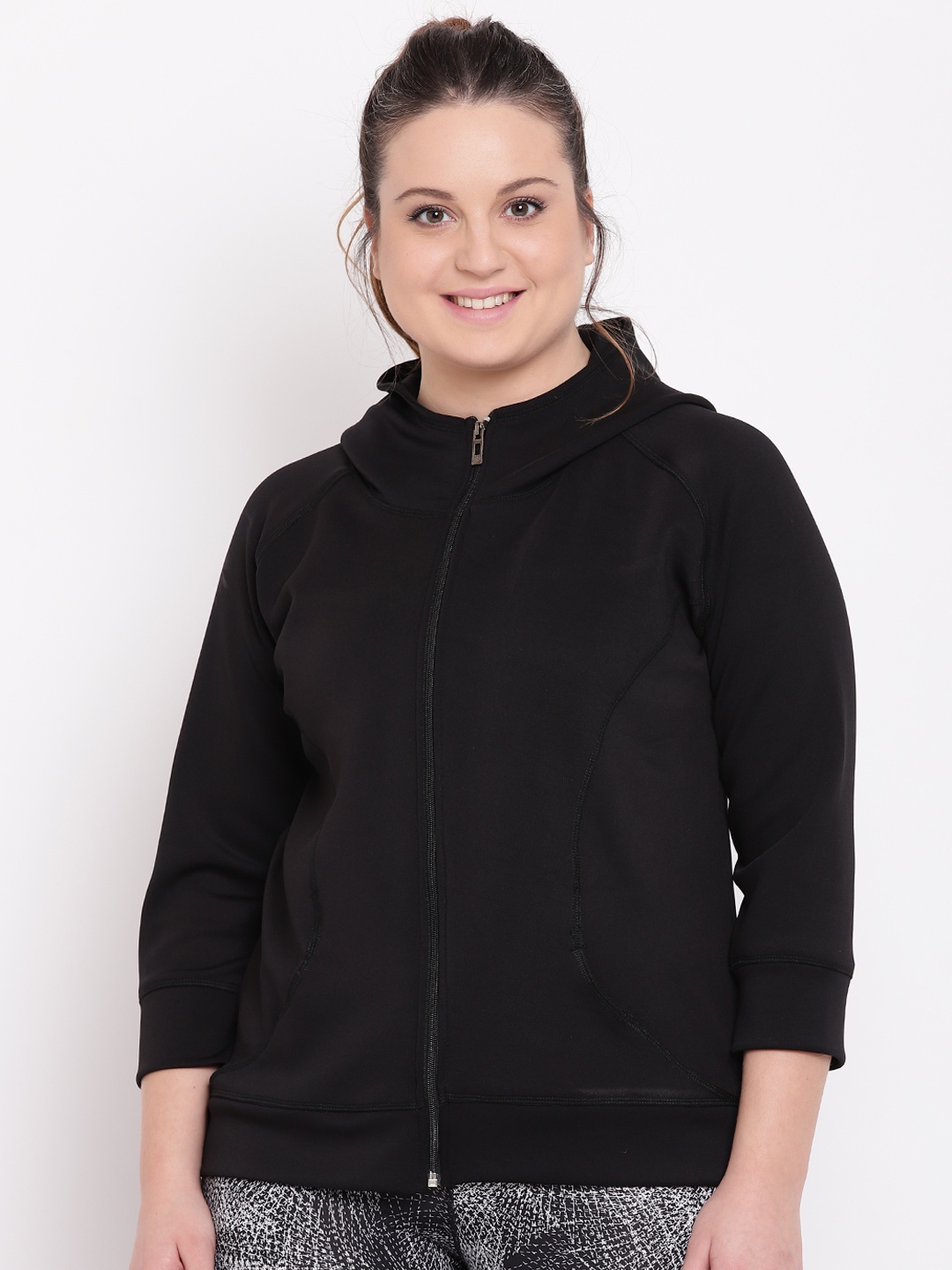 

The Pink Moon Plus Size Women Black Solid Sporty Jacket