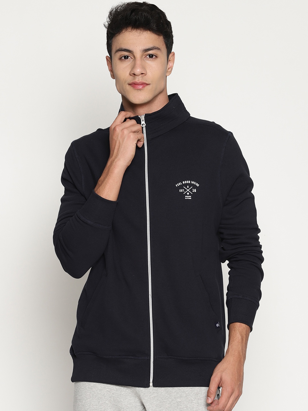 

Soul Space Men Navy Blue Solid Sporty Jacket