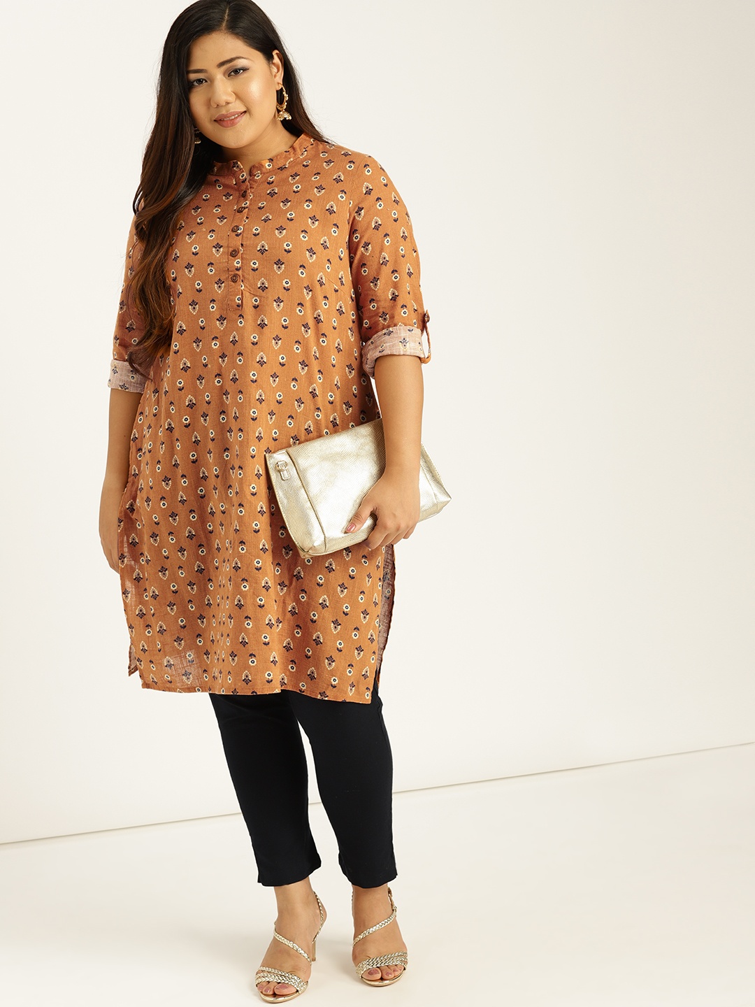 

Sztori Plus Size Women Mustard Yellow Navy Blue Printed Straight Kurta