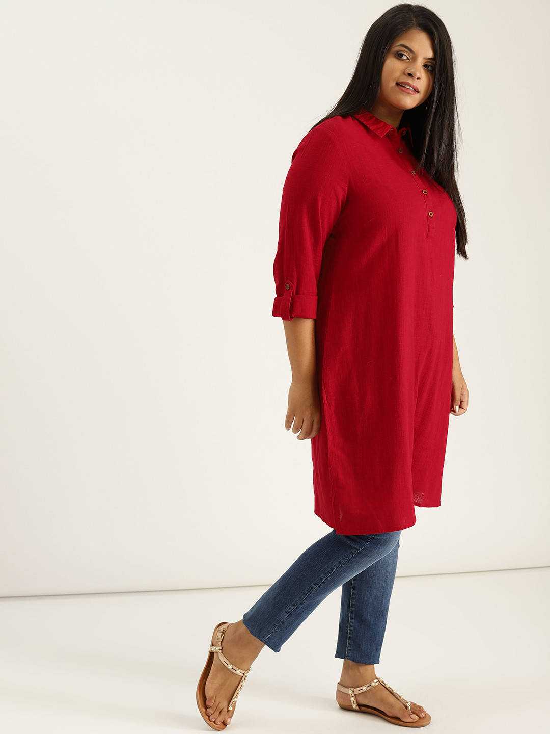 

Sztori Plus Size Women Red Solid Straight Kurta