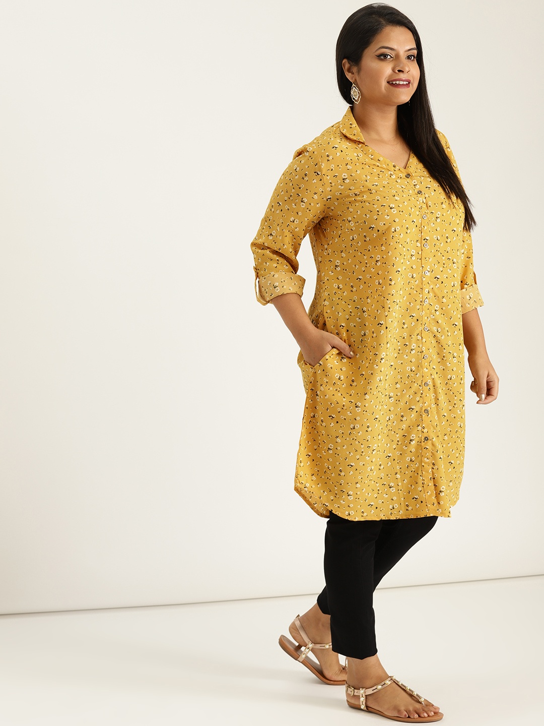 

Sztori Plus Size Women Mustard Yellow Black Floral Printed Pathani Kurta