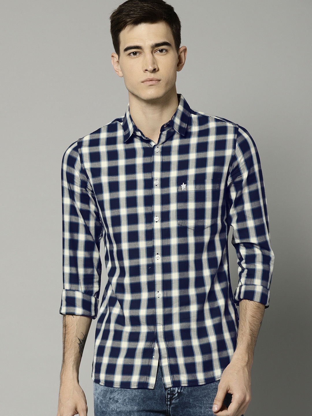 

French Connection Men Navy Blue & Off-White Regular Fit Checked Casual Shirt