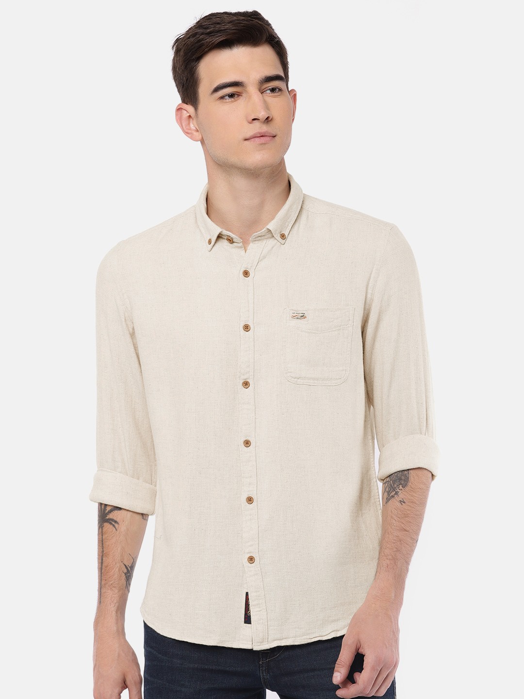 

U.S. Polo Assn. Denim Co. Men Beige Slim Fit Solid Casual Shirt