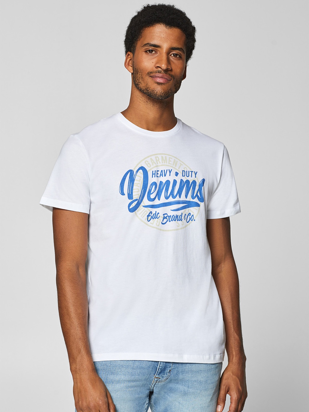 

ESPRIT Men White Printed Round Neck T-shirt