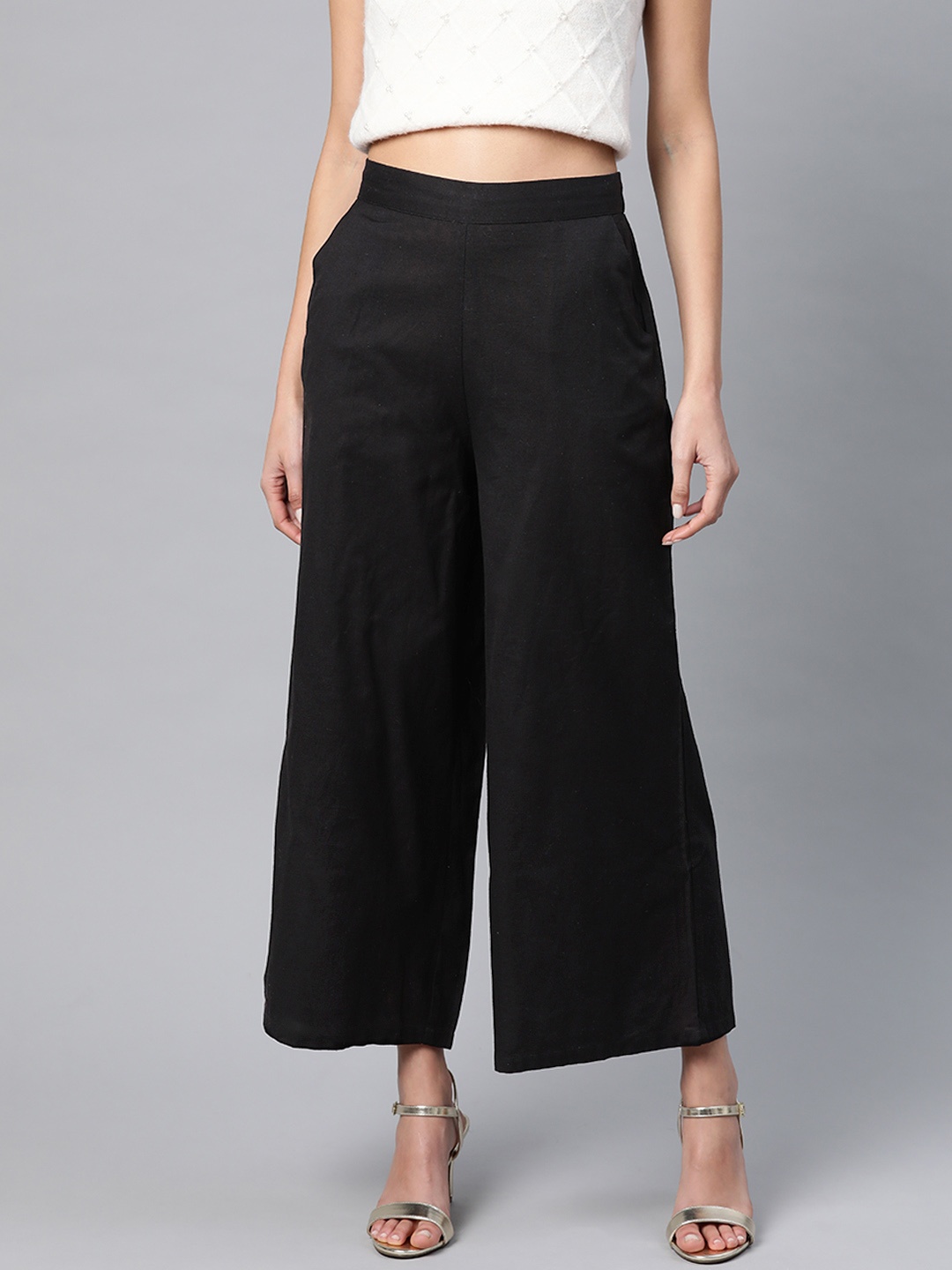

W Women Black Straight Fit Solid Cropped Palazzos