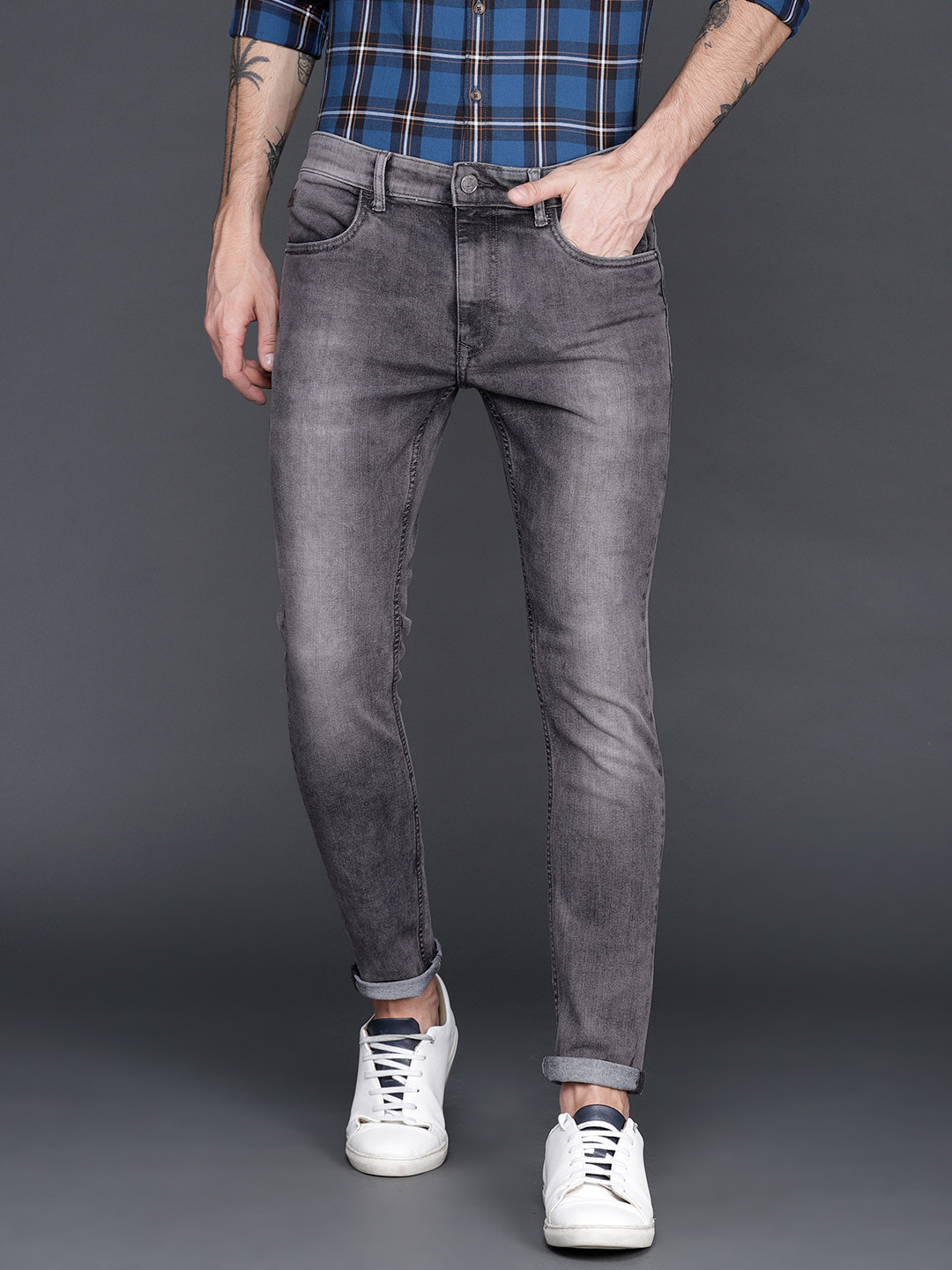 

WROGN Men Grey Skinny Fit Mid-Rise Clean Look Stretchable Jeans