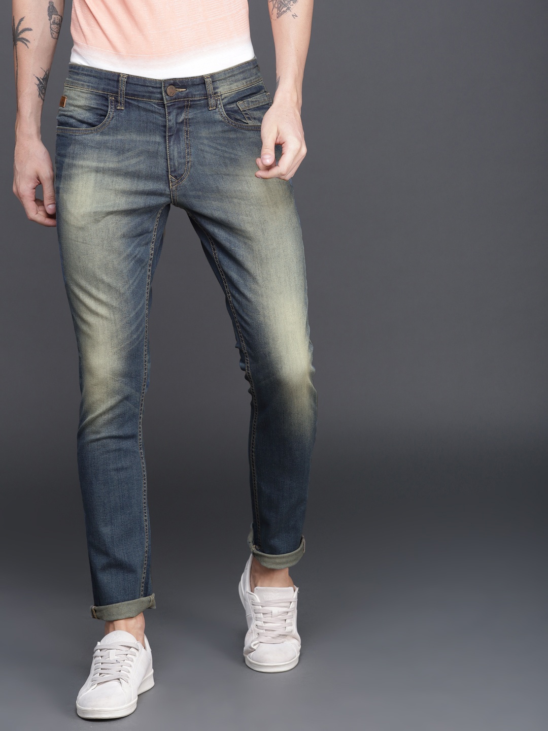 

WROGN Men Blue Slim Fit Mid-Rise Clean Look Stretchable Jeans