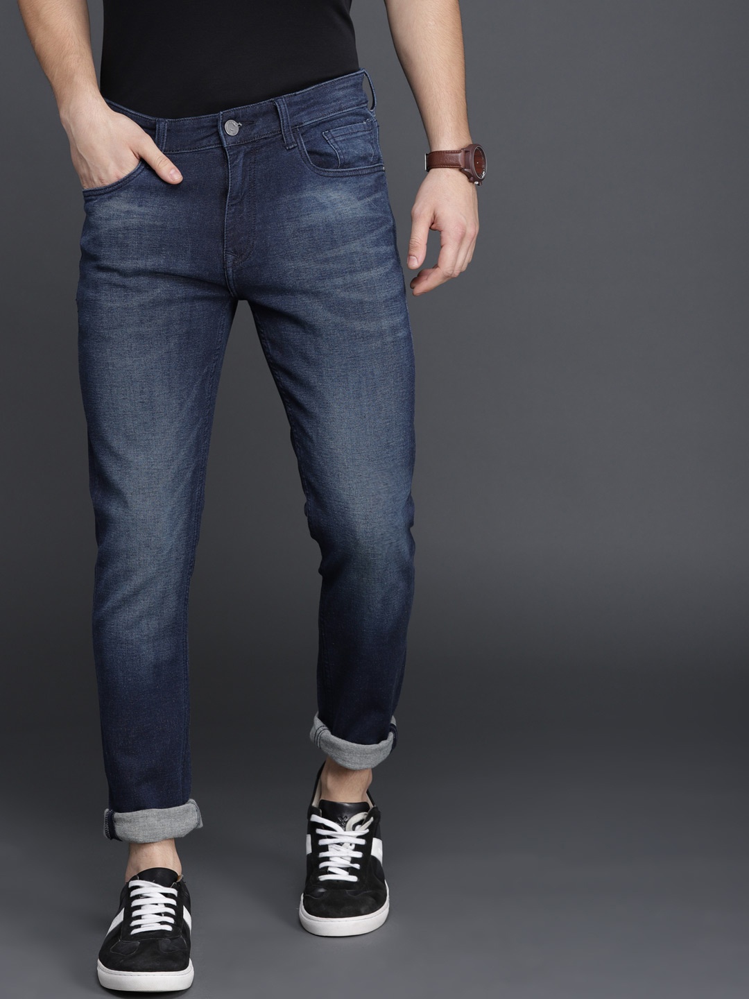 

WROGN Men Blue Slim Fit Mid-Rise Clean Look Stretchable Jeans