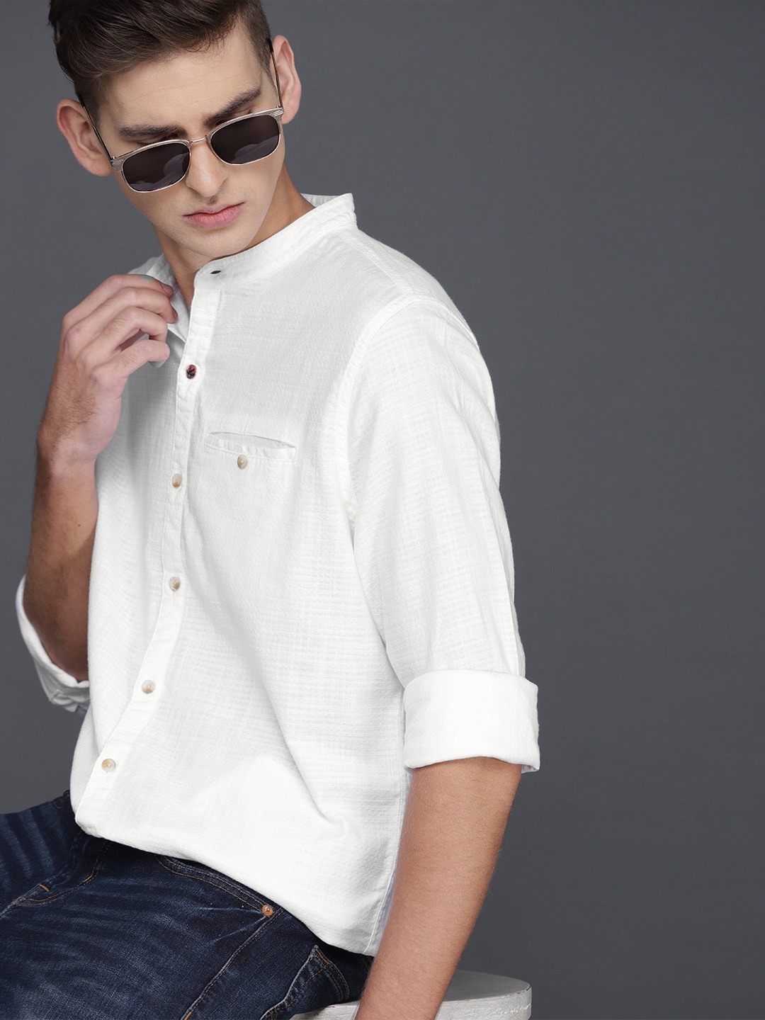 

WROGN Men White Slim Fit Self Design Casual Shirt