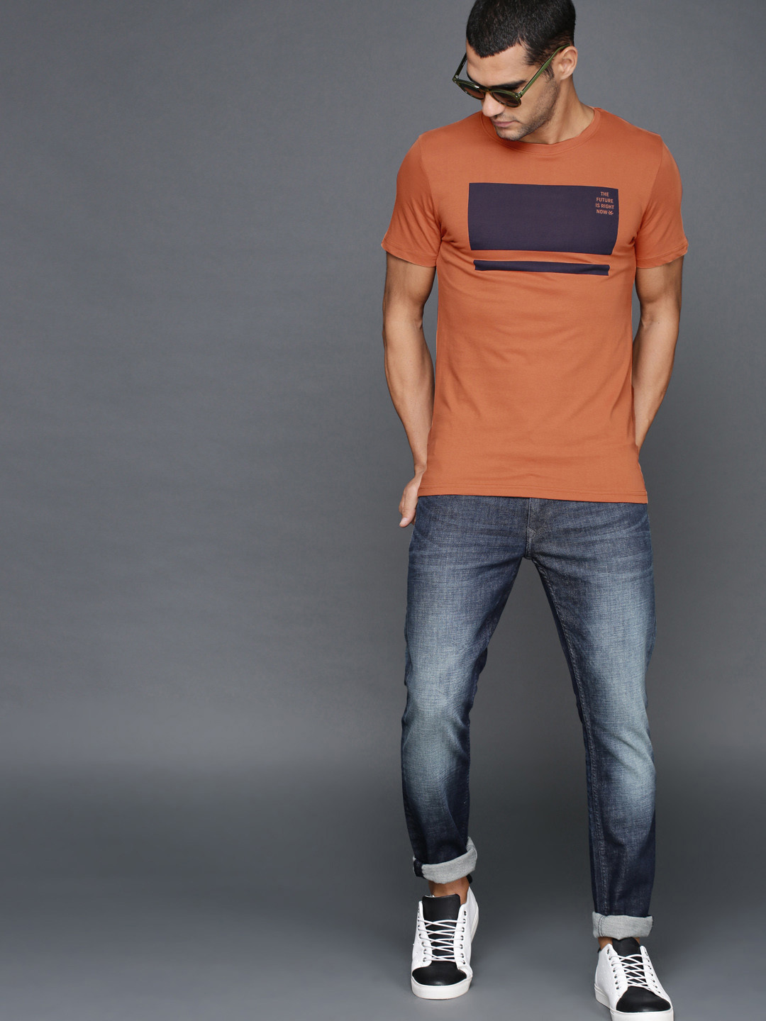 

WROGN Men Burnt Orange Printed Round Neck Pure Cotton T-shirt, Rust