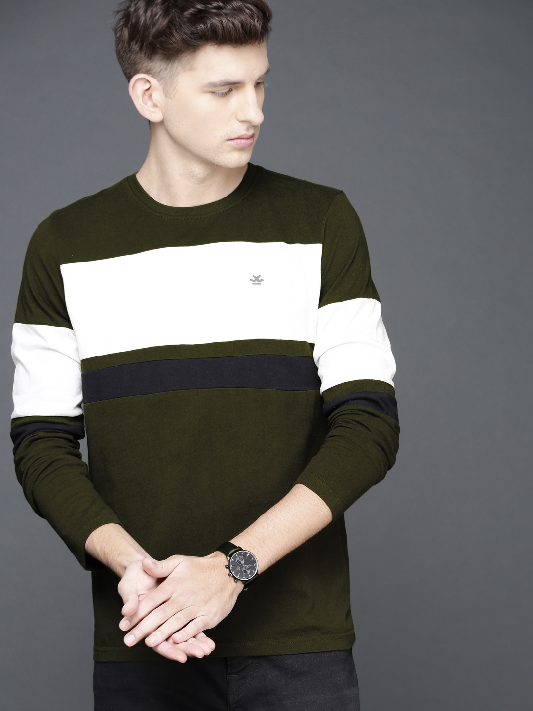 

WROGN Men Olive Green & Off-White Colourblocked T-shirt