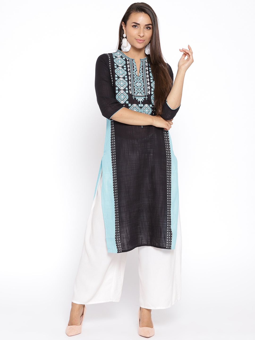 

AURELIA Women Black & Blue Yoke Design Straight Kurta