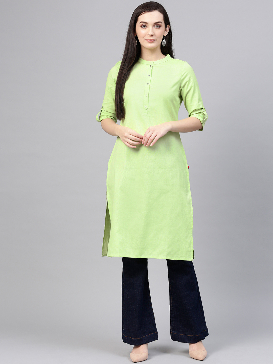 

W Women Green Solid Straight Kurta
