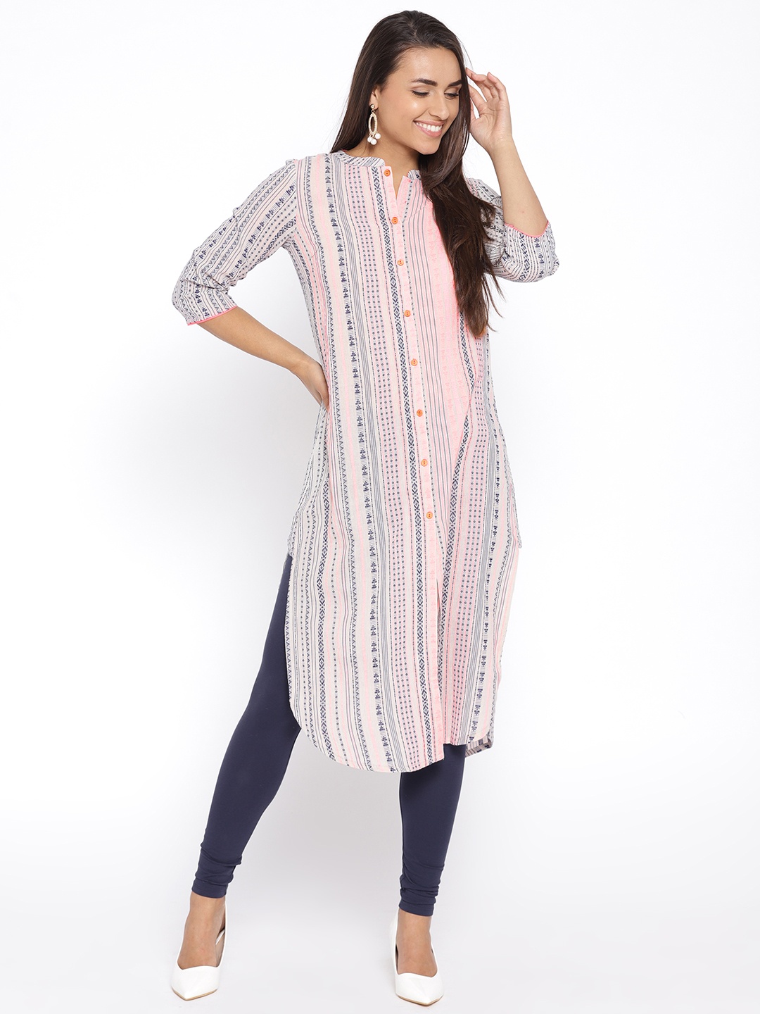 

AURELIA Women Grey & Pink Self-Striped Straight Kurta