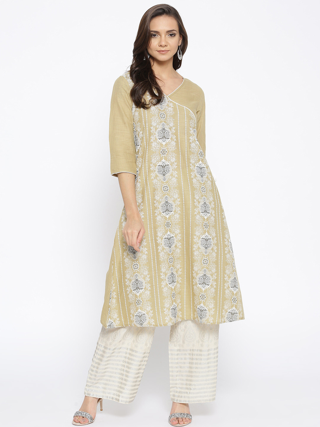 

AURELIA Women Beige & White Printed A-Line Angrakha Kurta