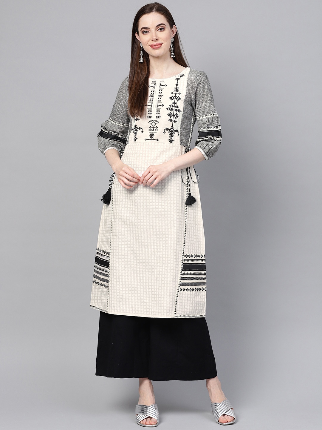 

W Women White & Black Printed A-Line Kurta