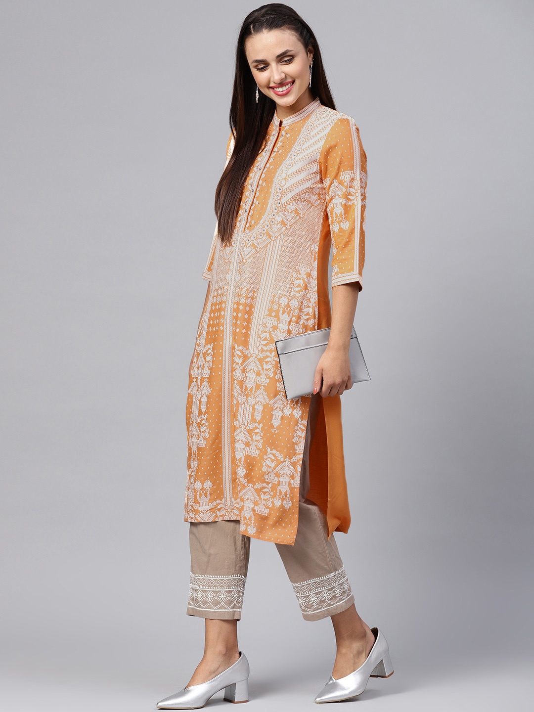 

W Women Orange & Off-White Printed Straight Kurta