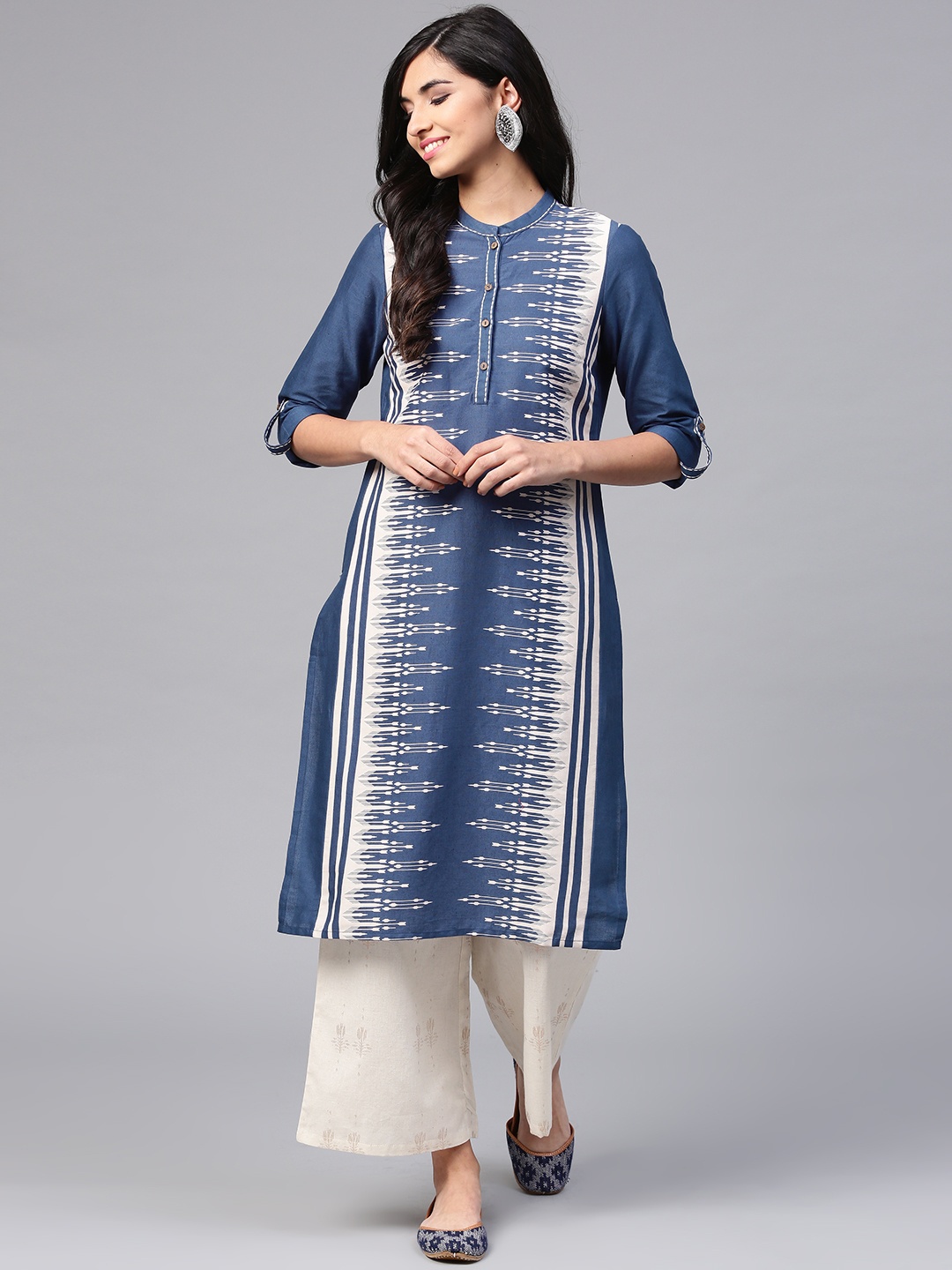 

W Women Blue & Off-White Printed Straight Kurta