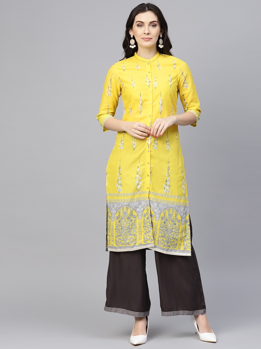 

W Women Yellow & Grey Floral Printed Straight Kurta