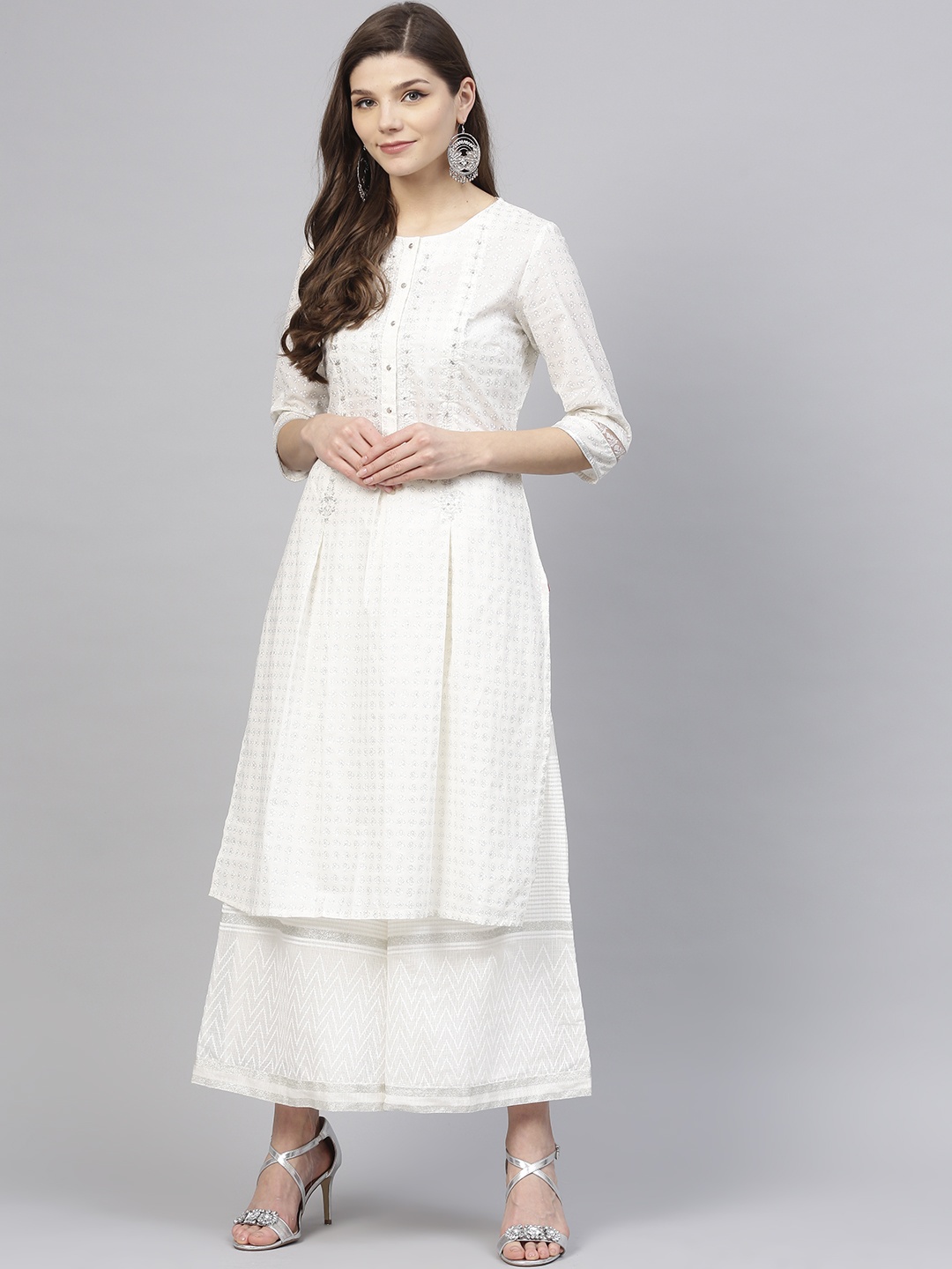 

W Women Off-White & Silver Floral Printed Straight Kurta