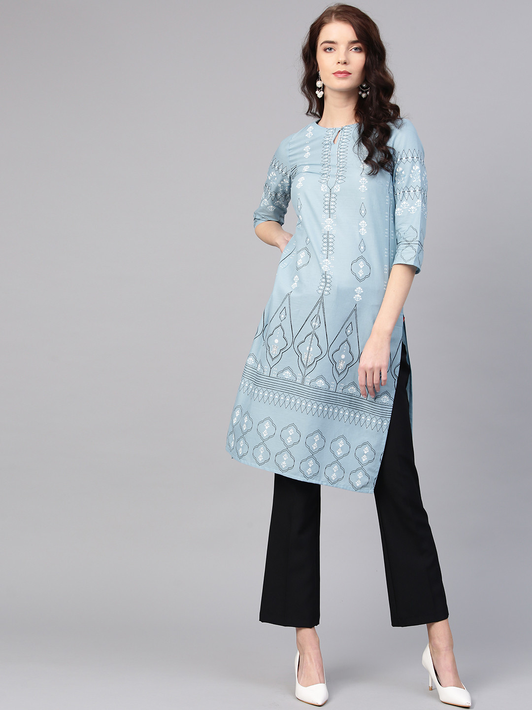 

W Women Blue & Black Printed Straight Kurta