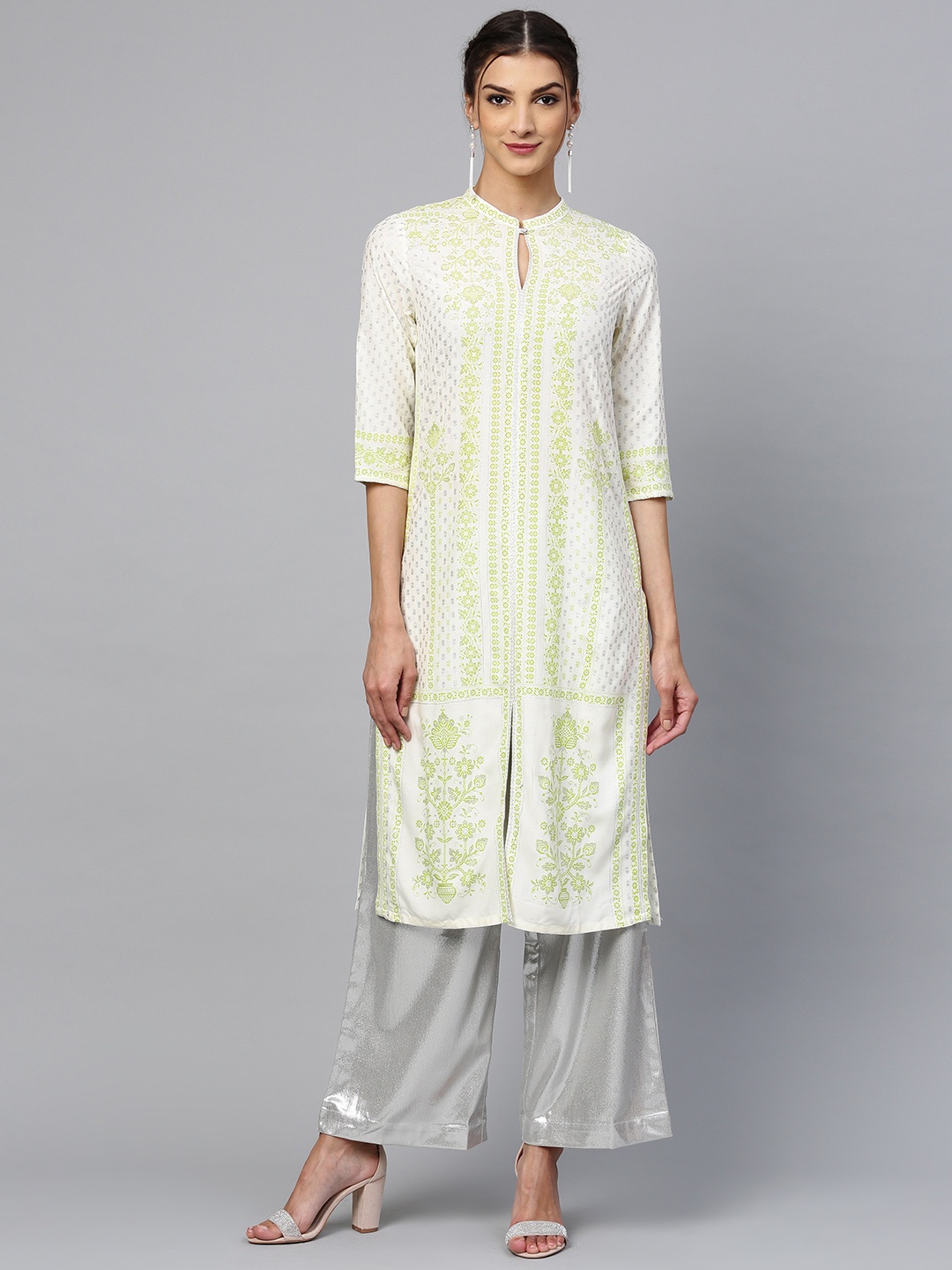 

W Women Off-White & Green Printed Straight Kurta