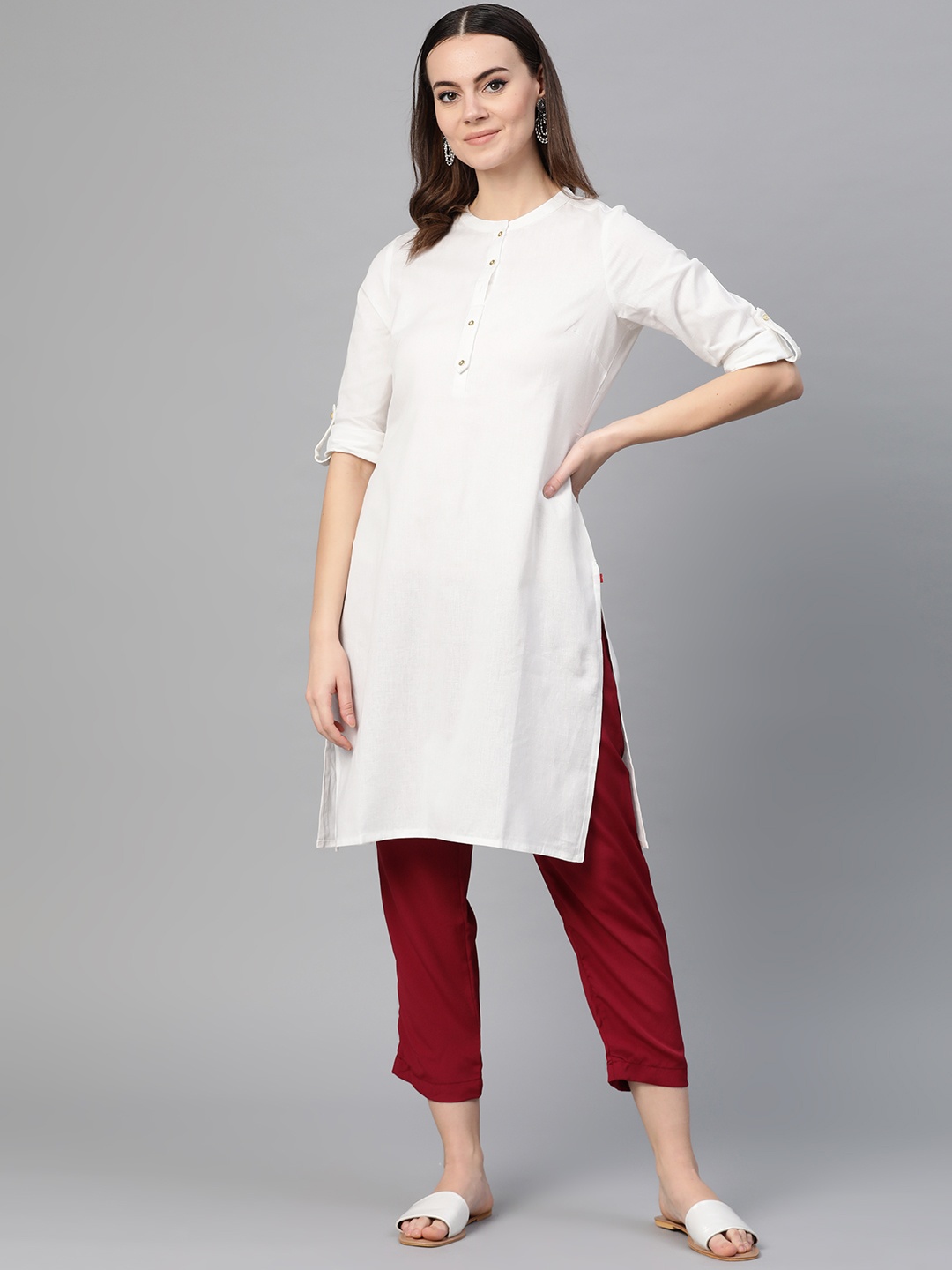

W Women White Solid Straight Kurta