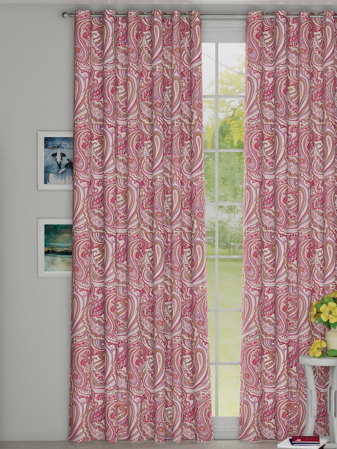 

GM Pink & Off-White Room Darkening Single Door Curtain