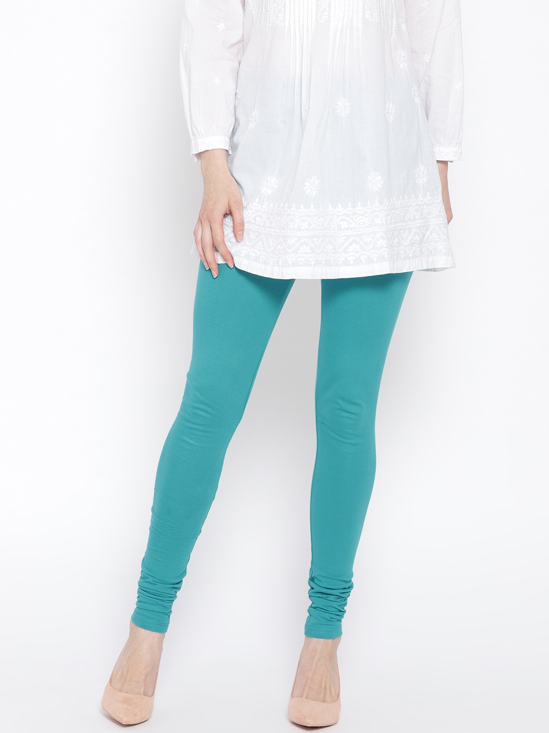 

AURELIA Women Green Solid Leggings