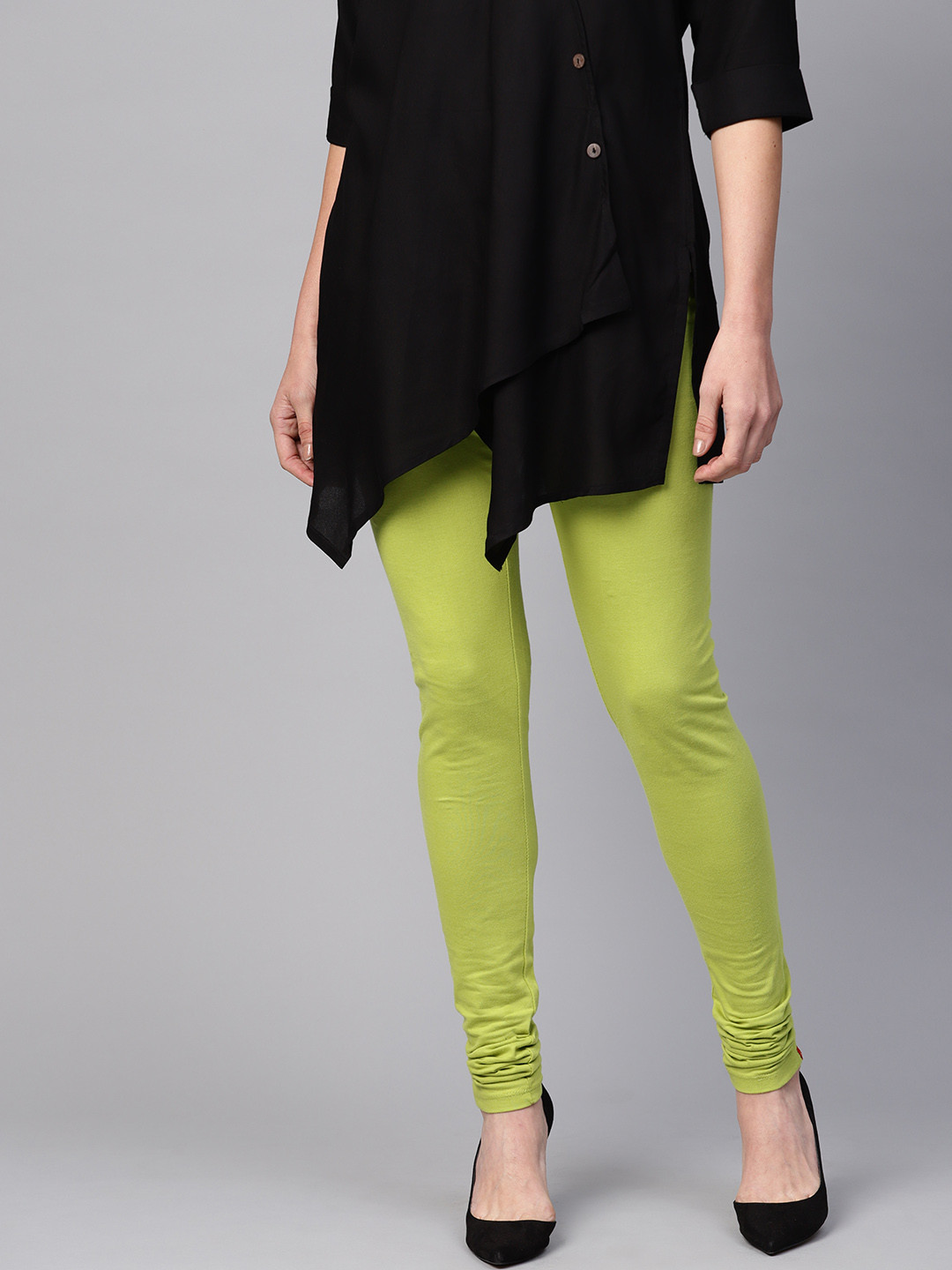 

W Women Green Solid Churidar Leggings