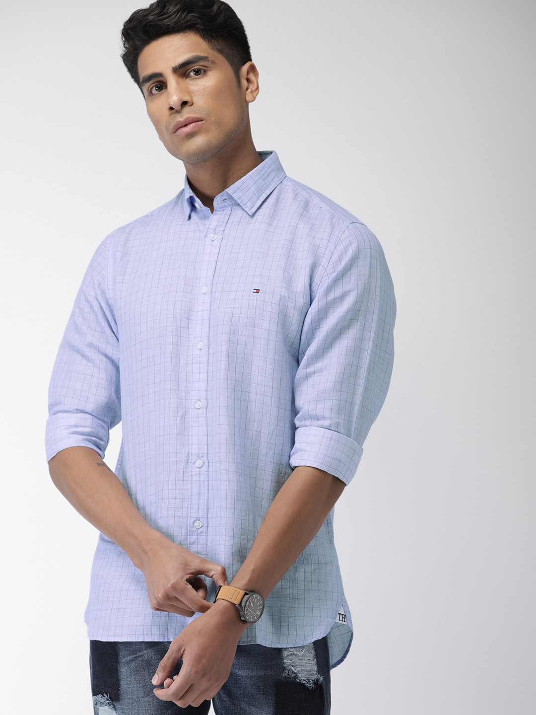 

Tommy Hilfiger Men Blue Checked Casual Shirt